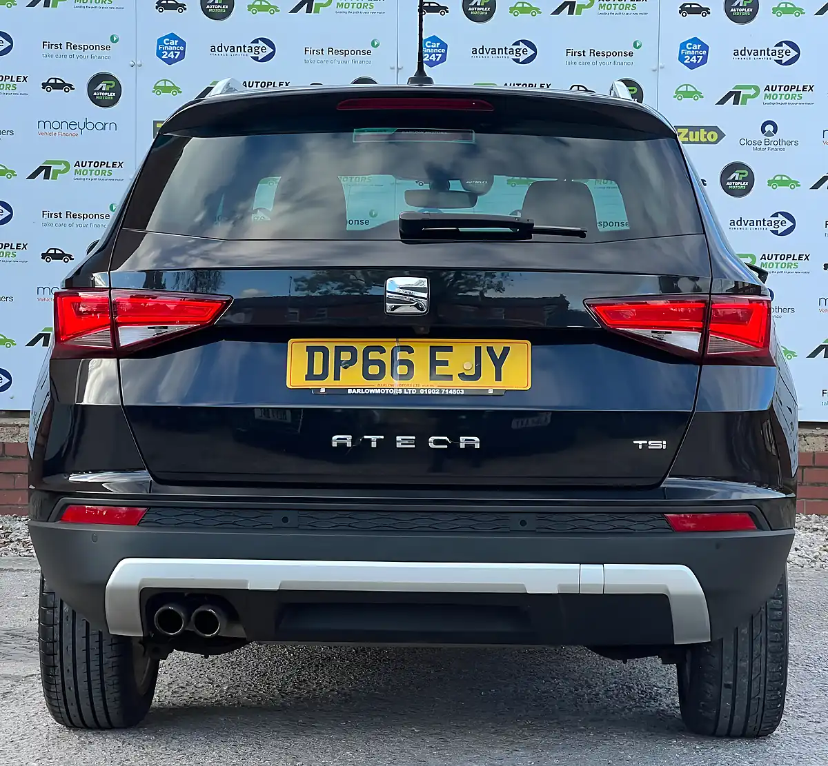 Used 2016 SEAT Ateca Xcellence Black - Interior and Exterior details 8