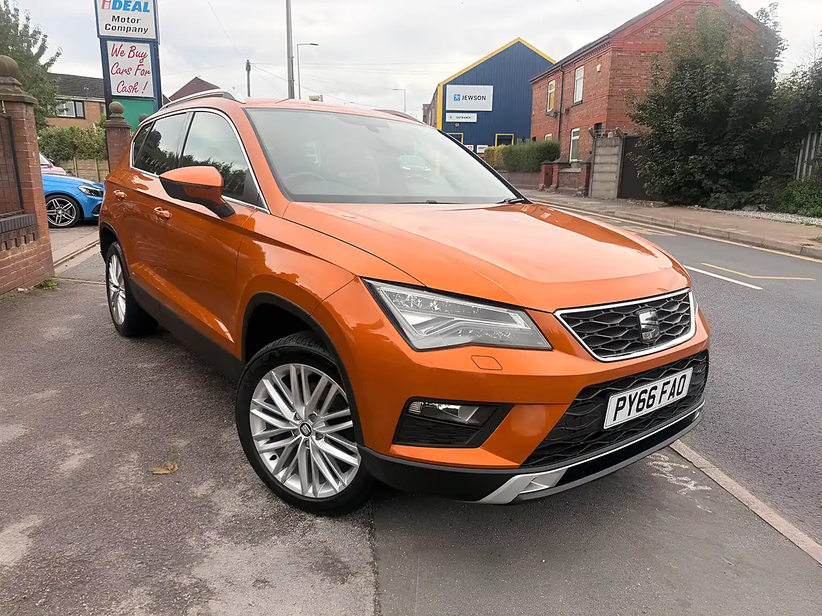 Used 2016 SEAT Ateca Xcellence Orange - Front View