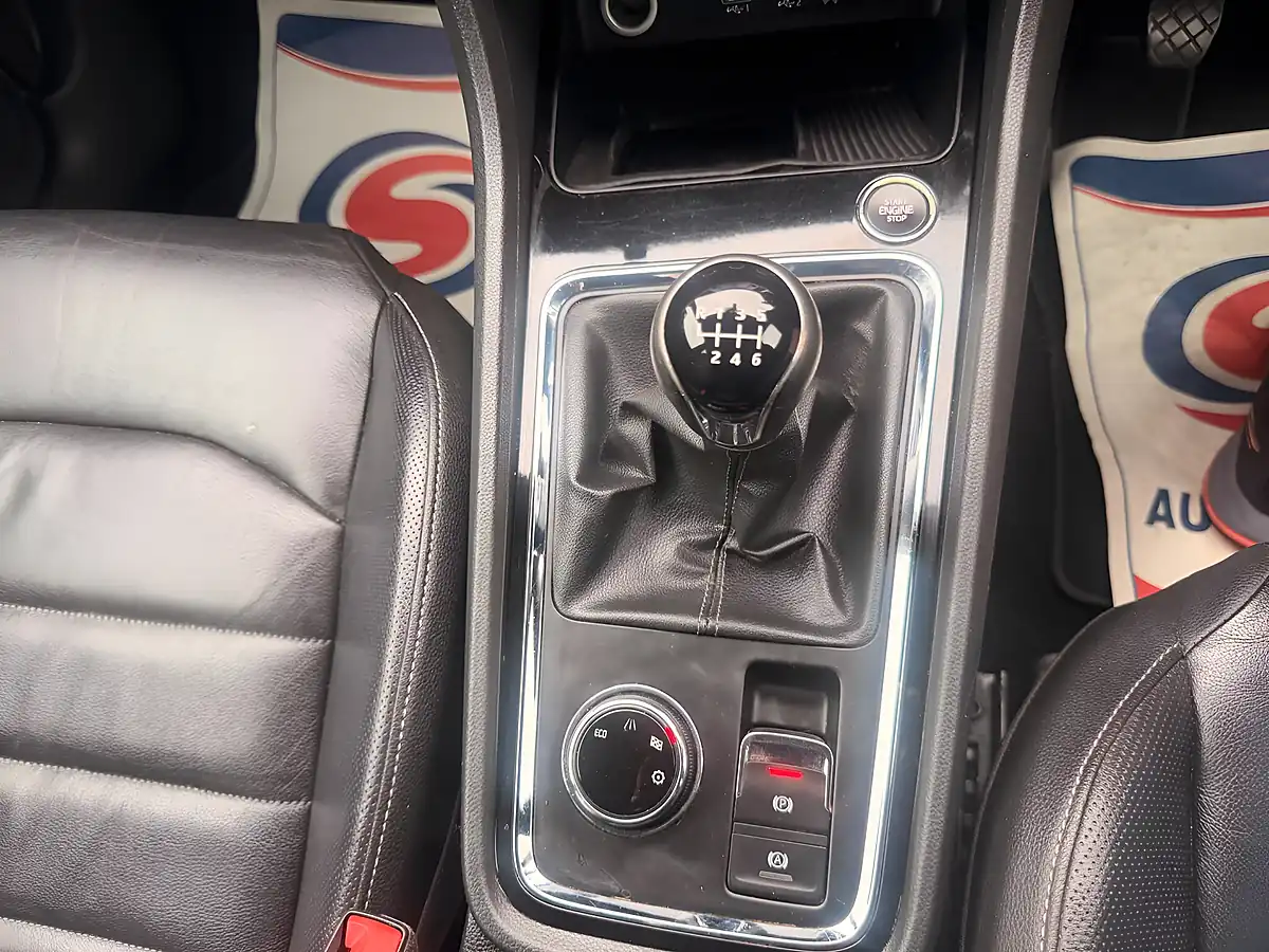 Used 2016 SEAT Ateca Xcellence Orange - Interior and Exterior details 19