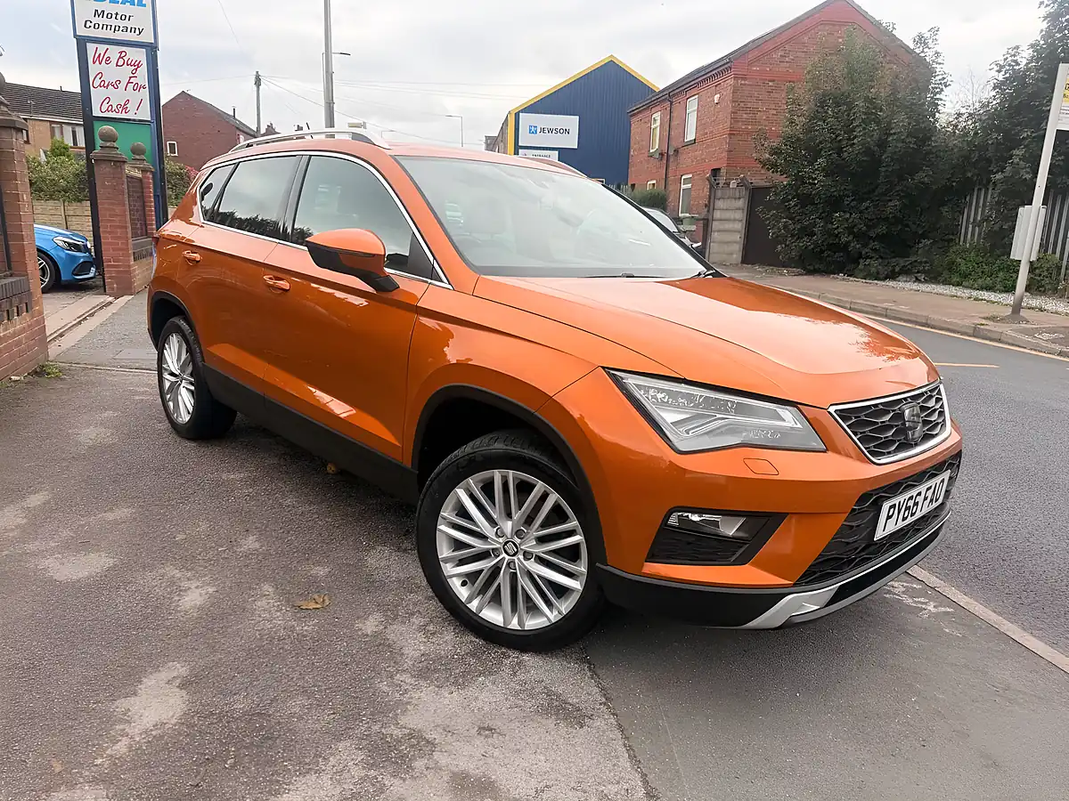 Used 2016 SEAT Ateca Xcellence Orange - Interior and Exterior details 2