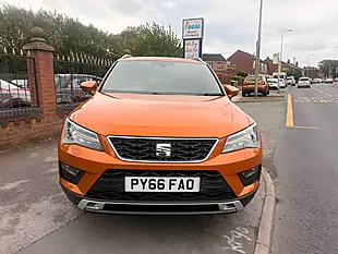 Used 2016 SEAT Ateca Xcellence Orange - Interior and Exterior details 4