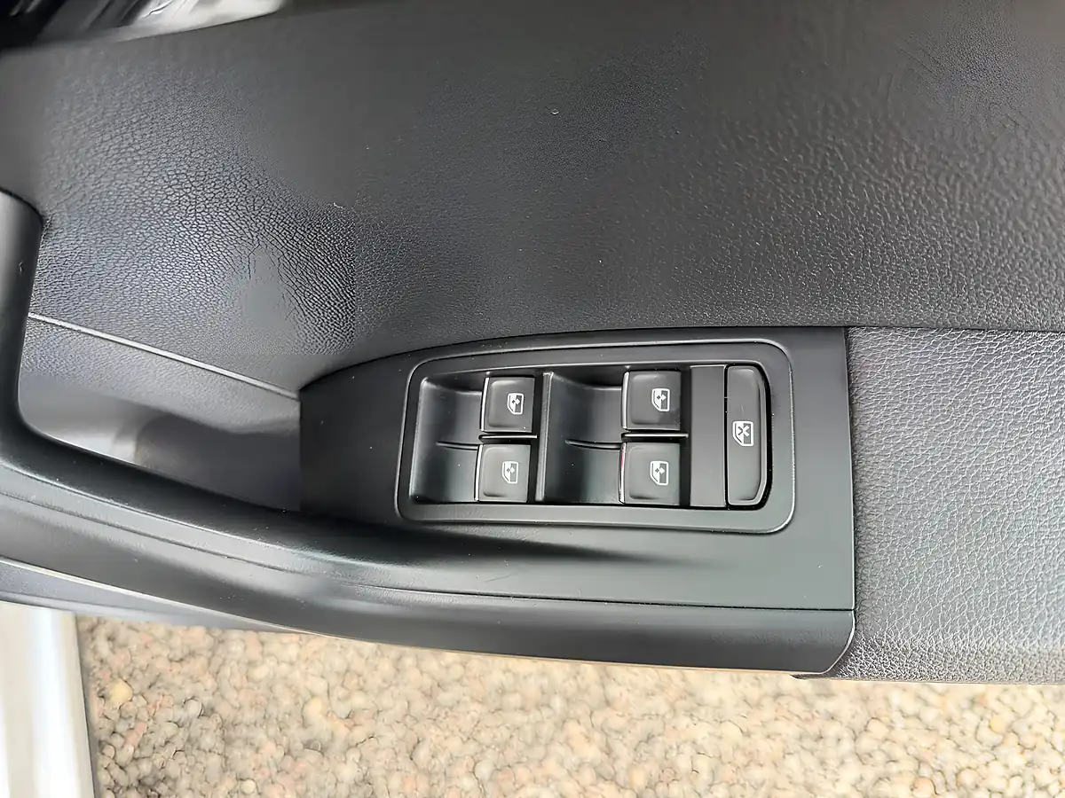 Used 2016 SEAT Ateca Xcellence Silver - Interior and Exterior details 18