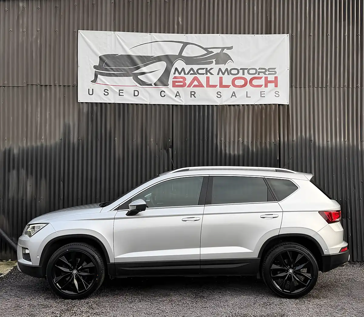 Used 2016 SEAT Ateca Xcellence Silver - Interior and Exterior details 8