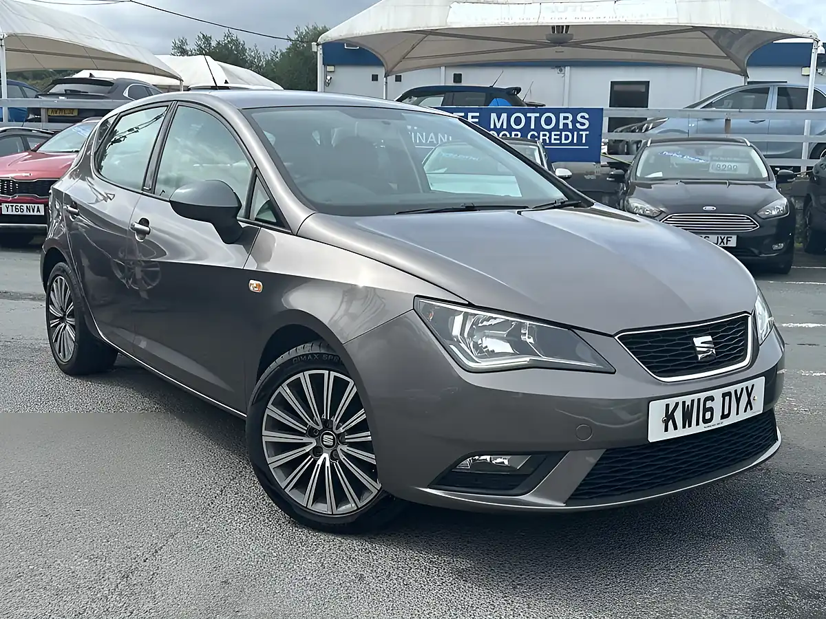 Used 2016 SEAT Ibiza Connect Edition Grey - Interior and Exterior details 8