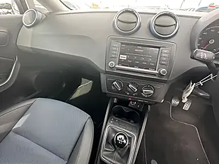 Used 2016 SEAT Ibiza Connect Edition Grey - Interior and Exterior details 9