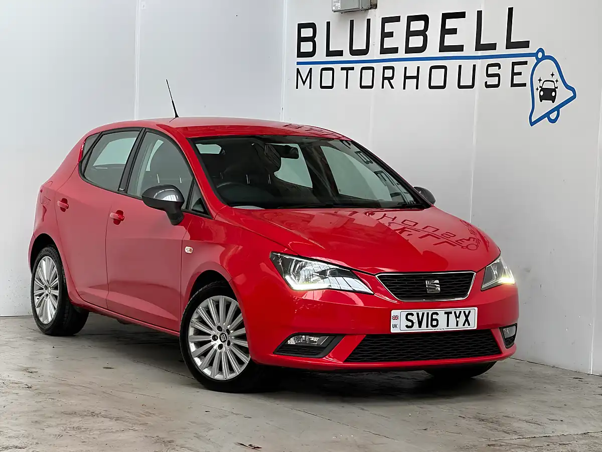 Used 2016 SEAT Ibiza Connect Emocion Red - Front View