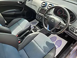 Used 2016 SEAT Ibiza Connect Silver - Interior and Exterior details 14