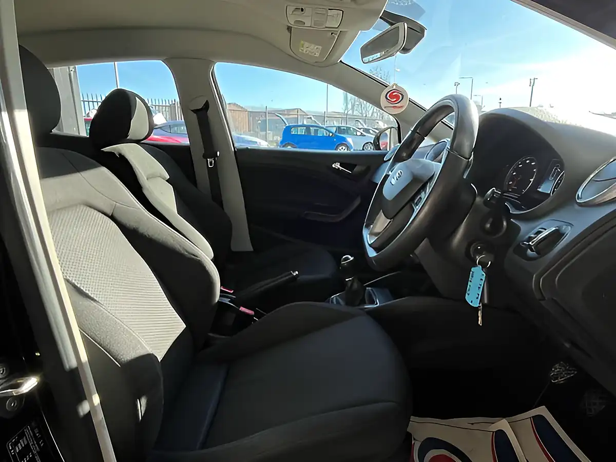 Used 2016 SEAT Ibiza Fr Black - Interior and Exterior details 5