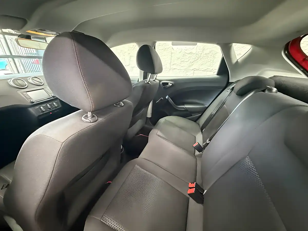 Used 2016 SEAT Ibiza Fr Emocion Red - Interior and Exterior details 13