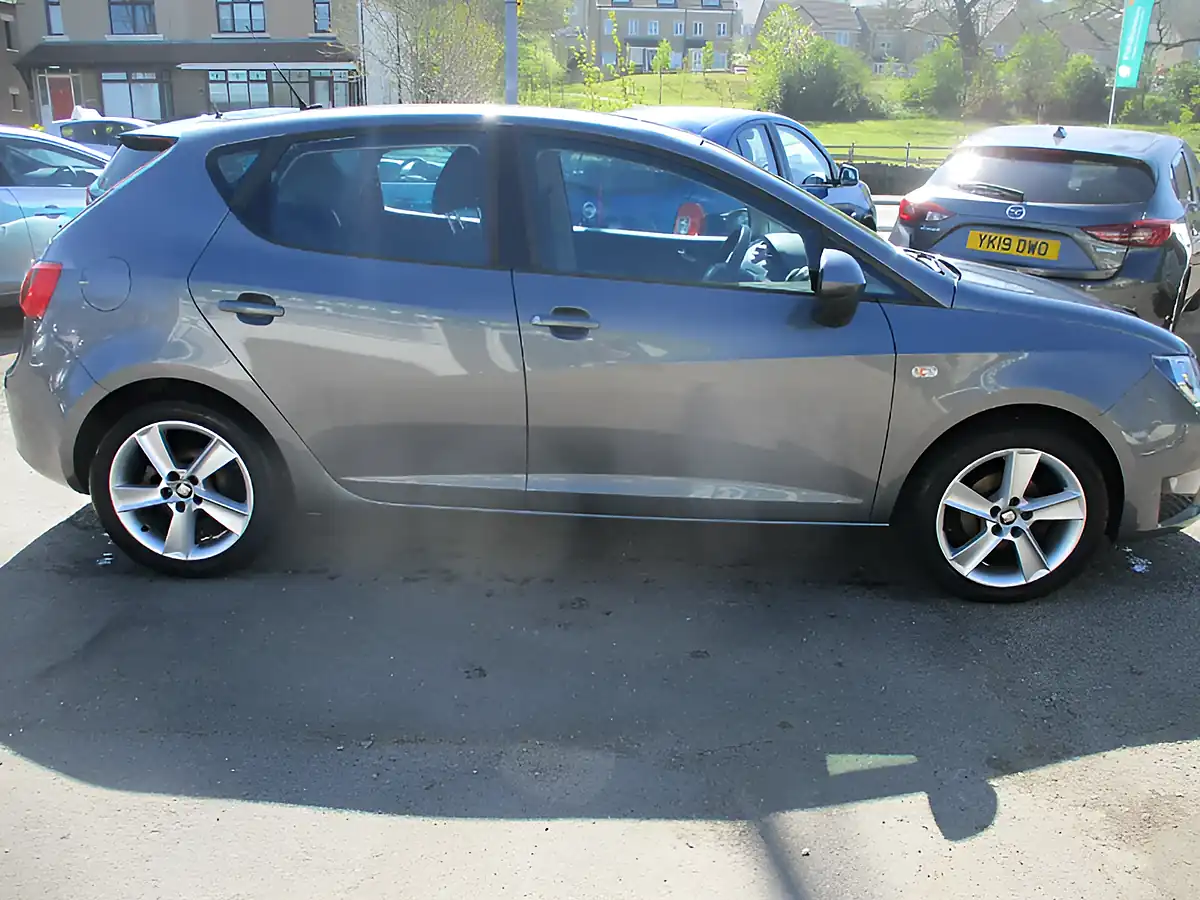 Used 2016 SEAT Ibiza Fr Grey - Interior and Exterior details 5