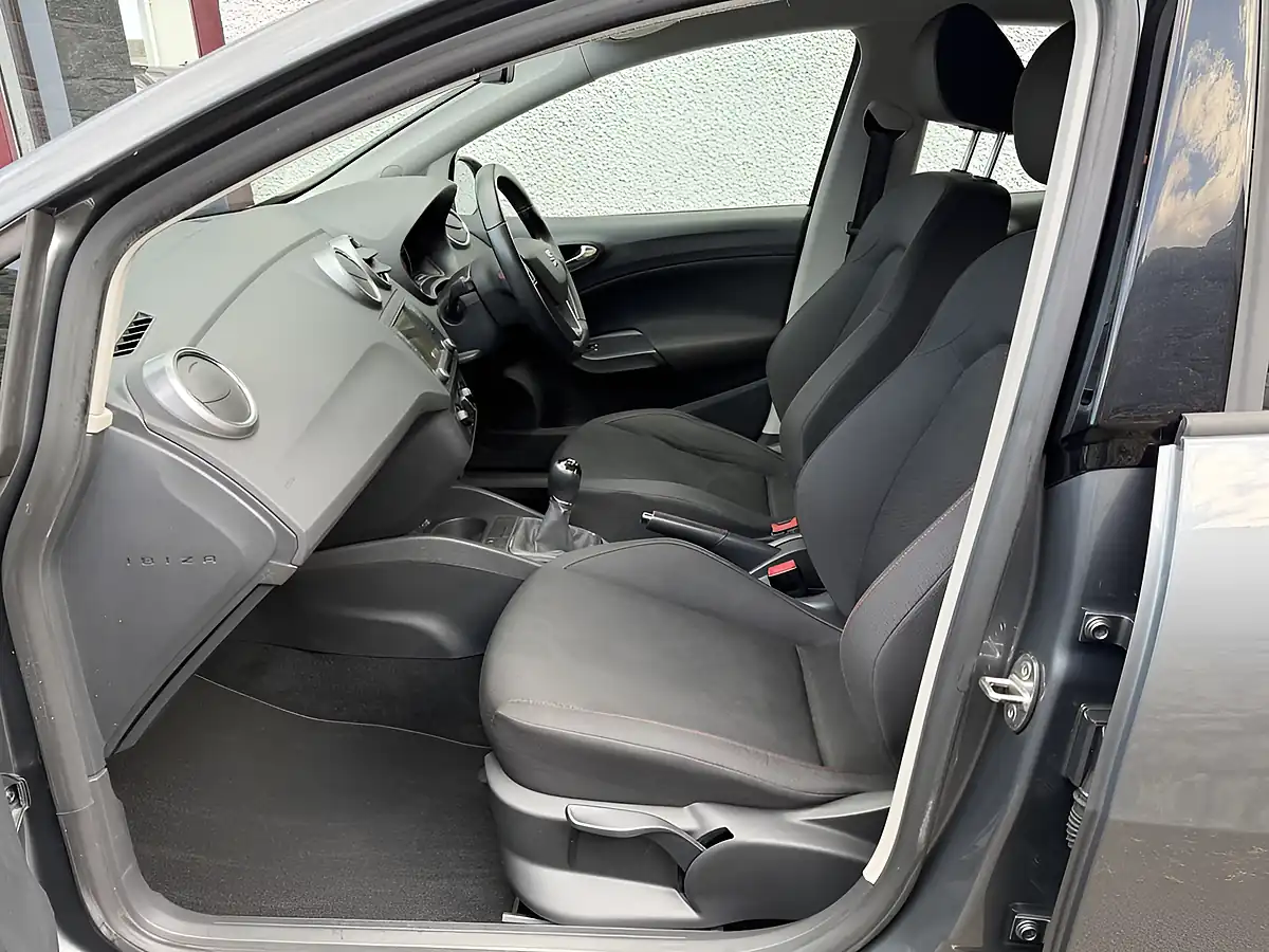 Used 2016 SEAT Ibiza Fr Grey - Interior and Exterior details 17
