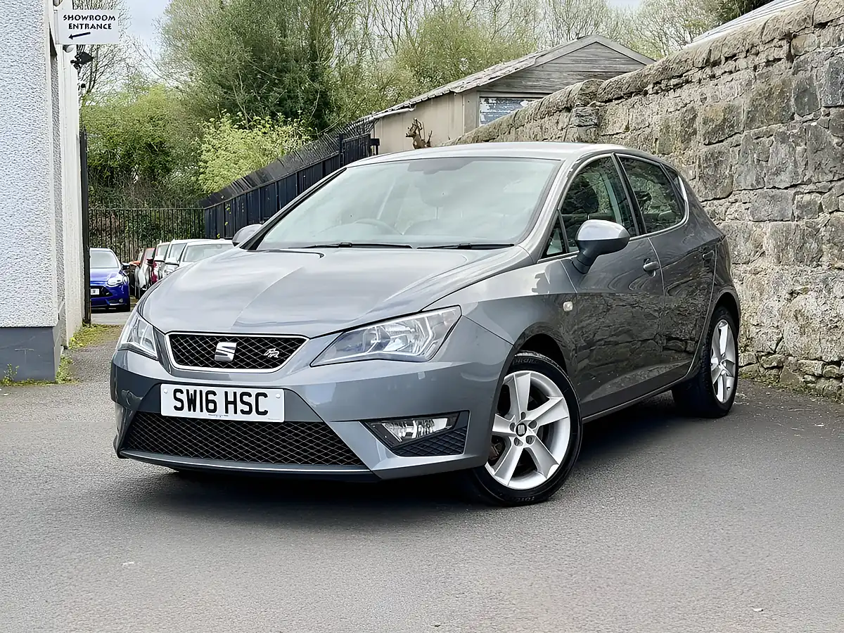Used 2016 SEAT Ibiza Fr Grey - Interior and Exterior details 4