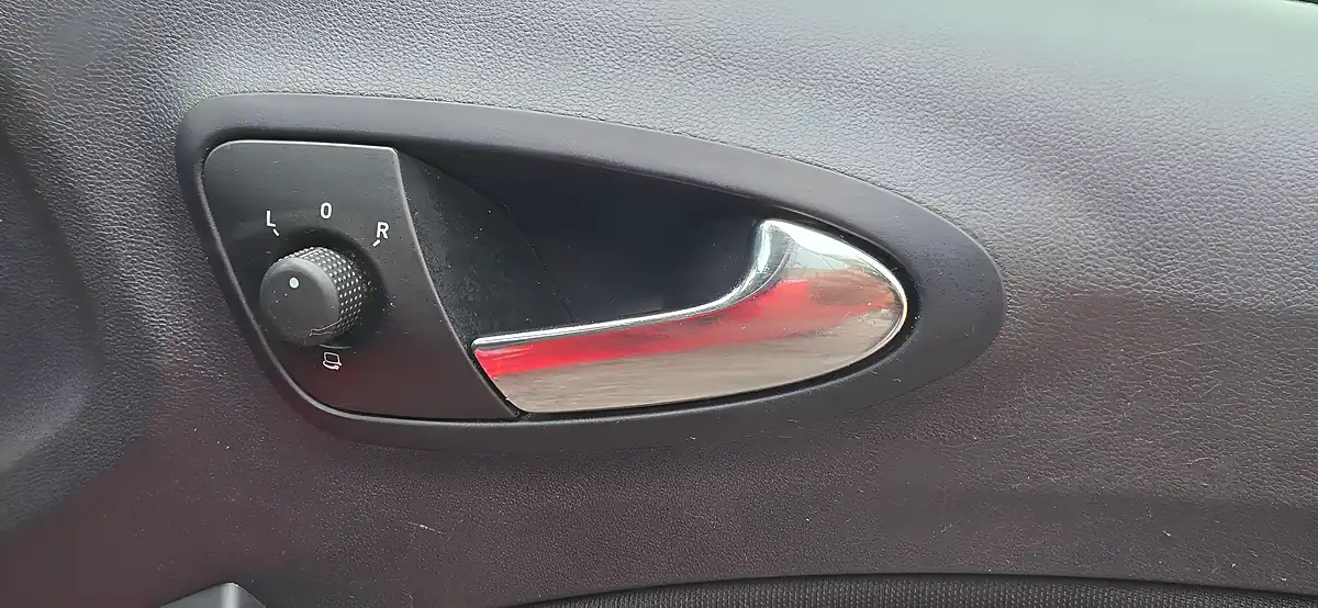 Used 2016 SEAT Ibiza Fr Red - Interior and Exterior details 11