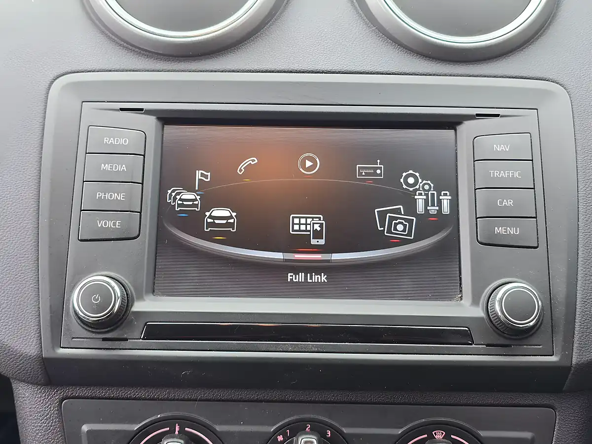 Used 2016 SEAT Ibiza Fr Red - Interior and Exterior details 15