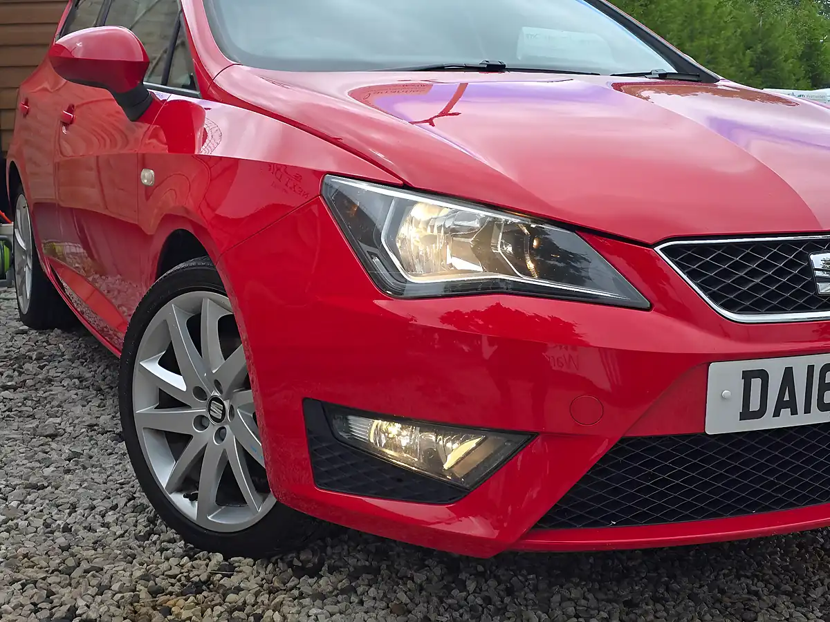 Used 2016 SEAT Ibiza Fr Red - Interior and Exterior details 2
