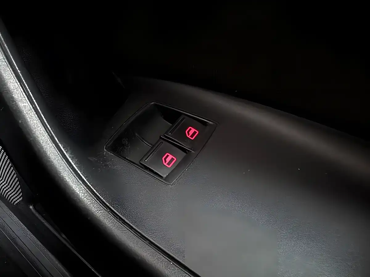 Used 2016 SEAT Ibiza Fr Sport Coupe Midnight Black - Interior and Exterior details 19