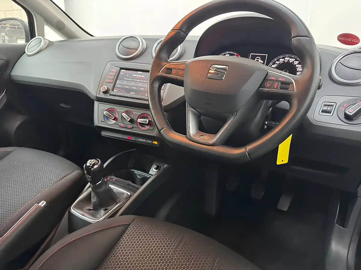 Used 2016 SEAT Ibiza Fr Sport Coupe Midnight Black - Interior and Exterior details 3