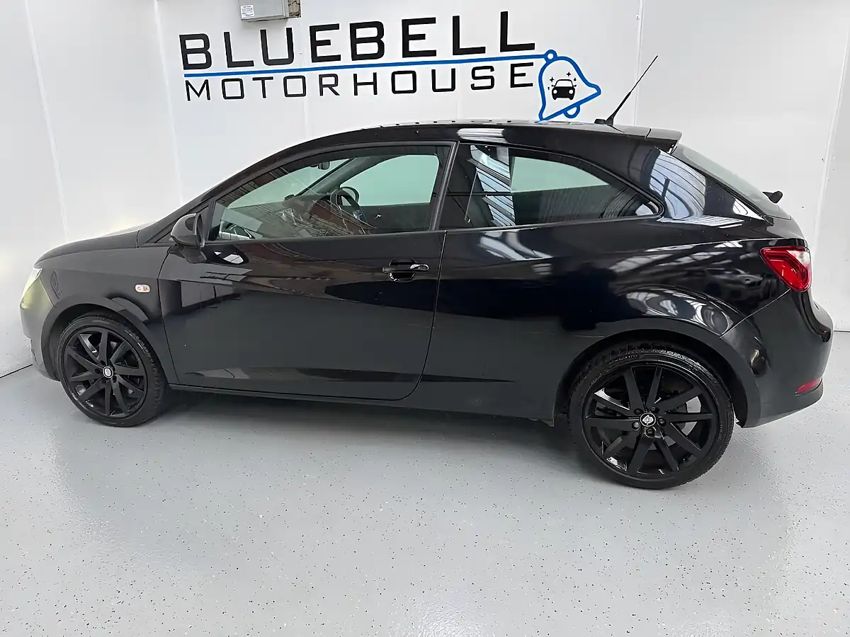 Used 2016 SEAT Ibiza Fr Sport Coupe Midnight Black - Interior and Exterior details 7