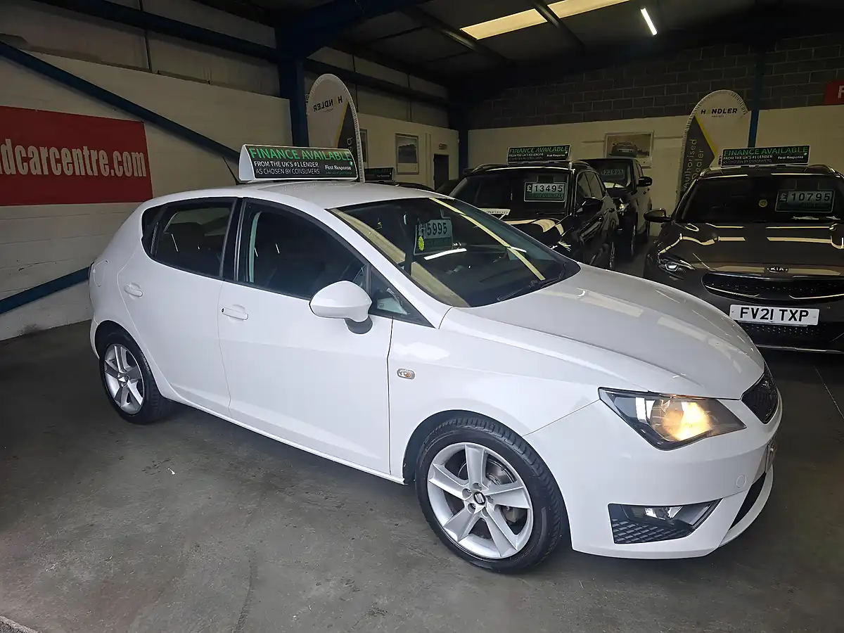 Used 2016 SEAT Ibiza Fr White - Interior and Exterior details 2