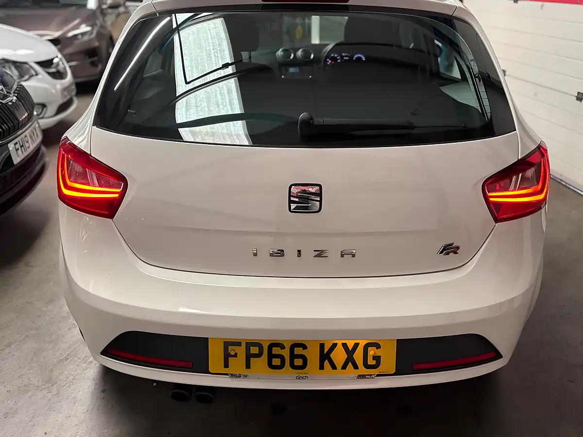 Used 2016 SEAT Ibiza Fr White - Interior and Exterior details 5