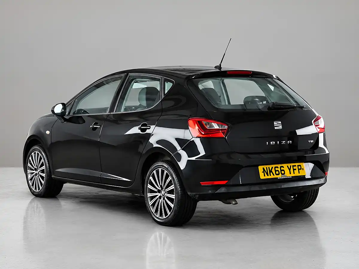 Used 2016 SEAT Ibiza Se Edition Black - Interior and Exterior details 4
