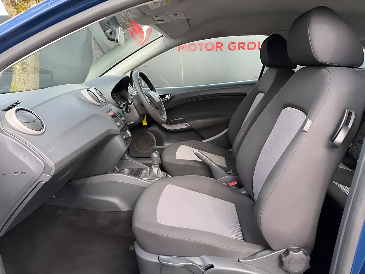 Used 2016 SEAT Ibiza Sol Sport Coupe Blue - Interior and Exterior details 11