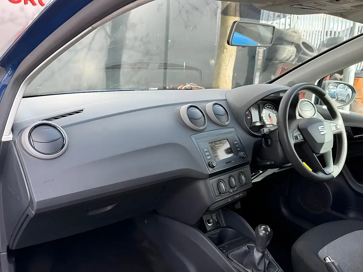 Used 2016 SEAT Ibiza Sol Sport Coupe Blue - Interior and Exterior details 19