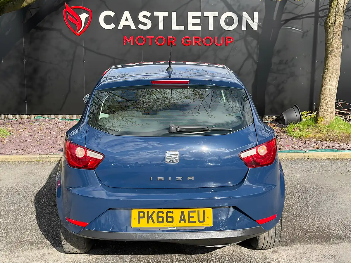 Used 2016 SEAT Ibiza Sol Sport Coupe Blue - Interior and Exterior details 4