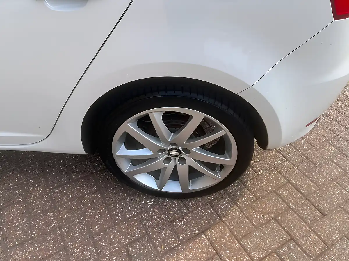 Used 2016 SEAT Ibiza Sol White - Interior and Exterior details 11