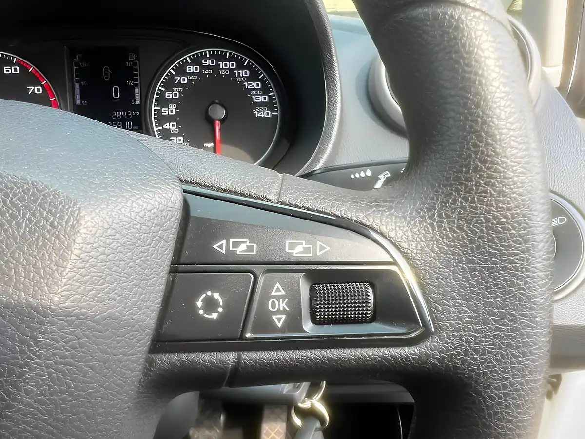 Used 2016 SEAT Ibiza Sol White - Interior and Exterior details 7
