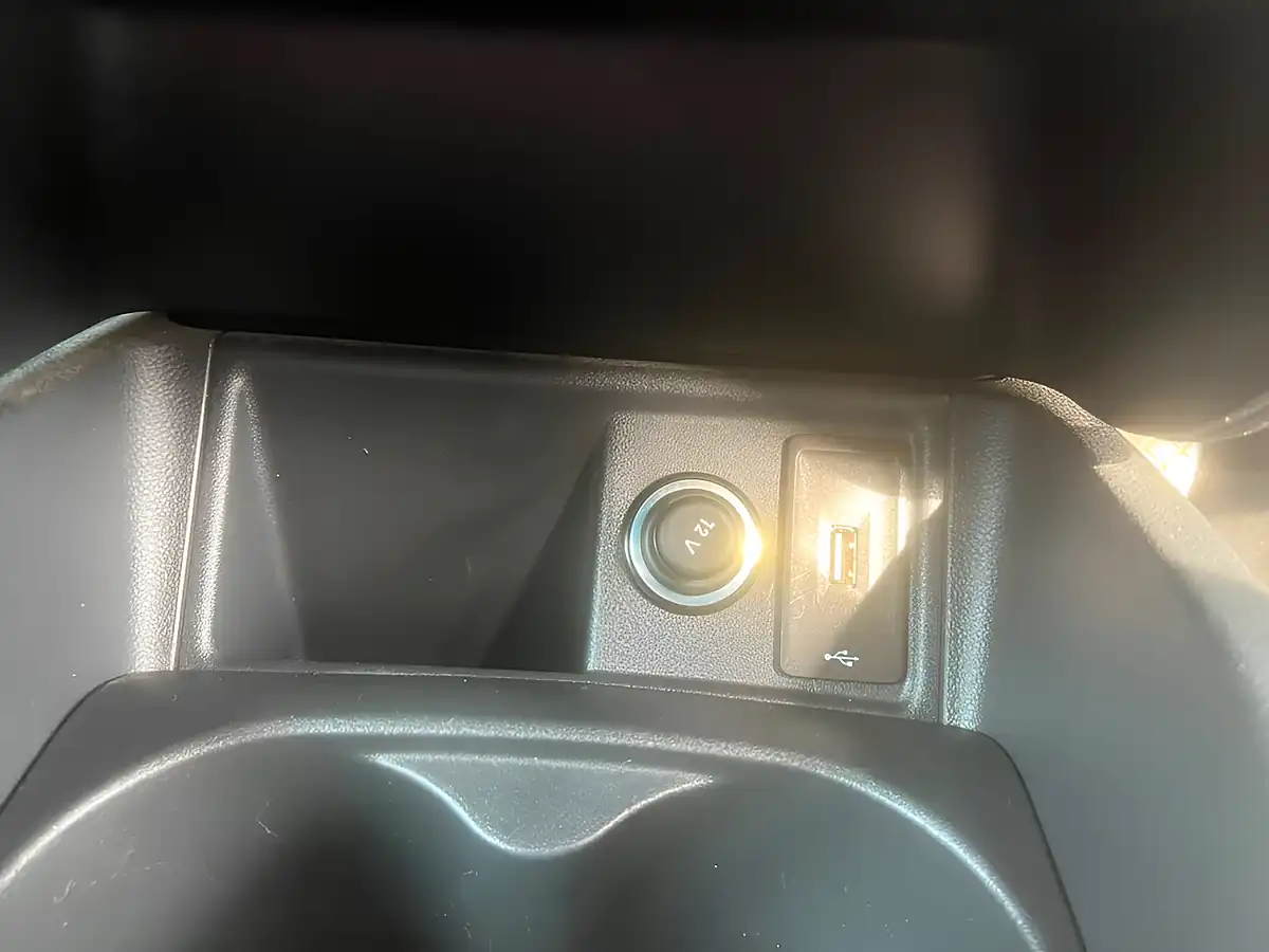 Used 2016 SEAT Ibiza Sol White - Interior and Exterior details 8