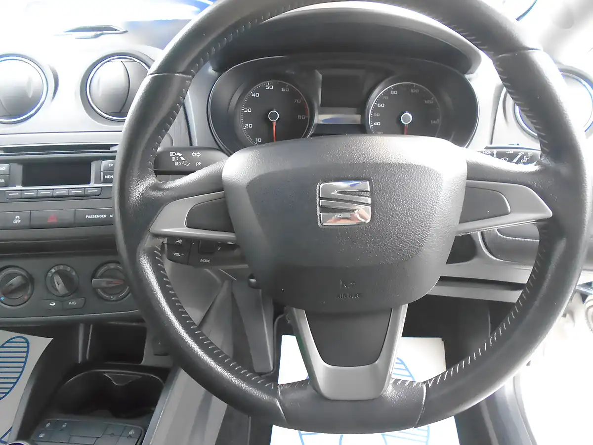 Used 2016 SEAT Ibiza Toca White - Interior and Exterior details 12