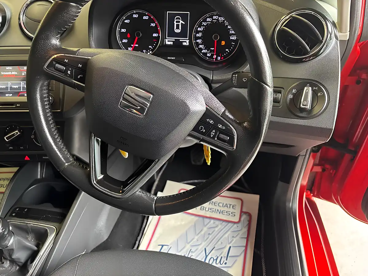 Used 2016 SEAT Ibiza Vista Red - Interior and Exterior details 14