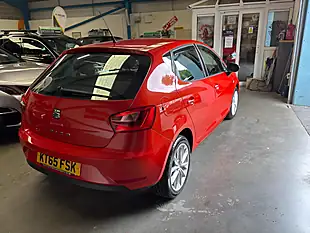 Used 2016 SEAT Ibiza Vista Red - Interior and Exterior details 20