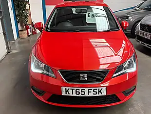 Used 2016 SEAT Ibiza Vista Red - Interior and Exterior details 3