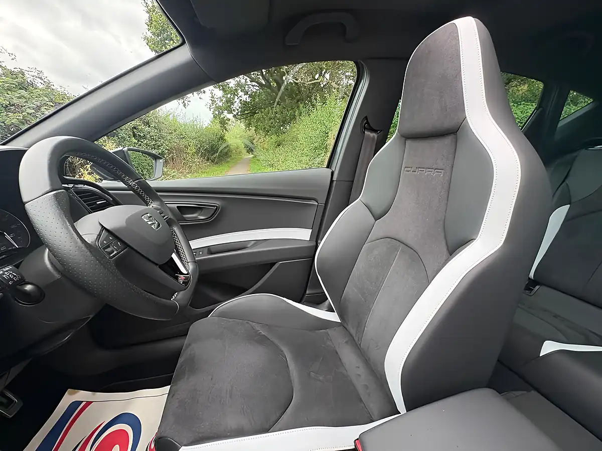 Used 2016 SEAT Leon Cupra 290 Black Grey - Interior and Exterior details 11
