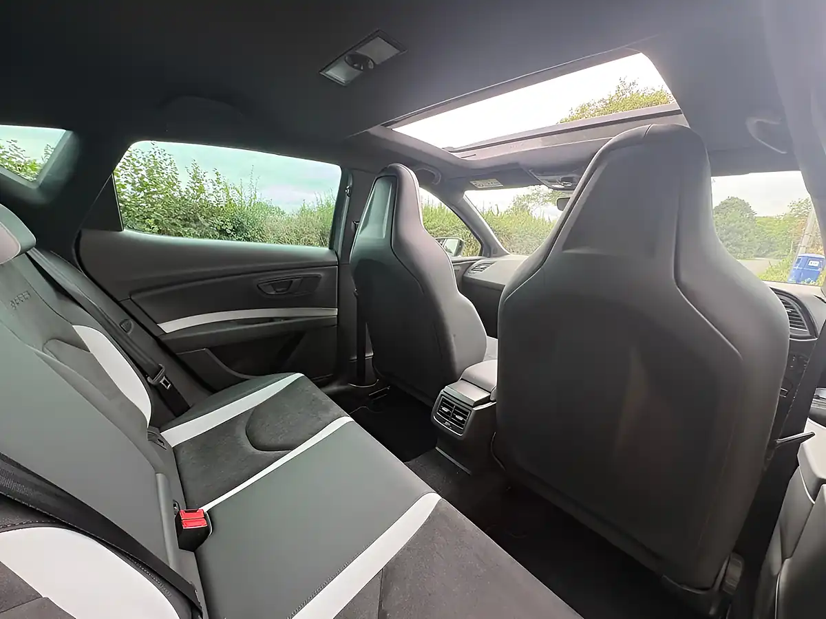 Used 2016 SEAT Leon Cupra 290 Black Grey - Interior and Exterior details 16