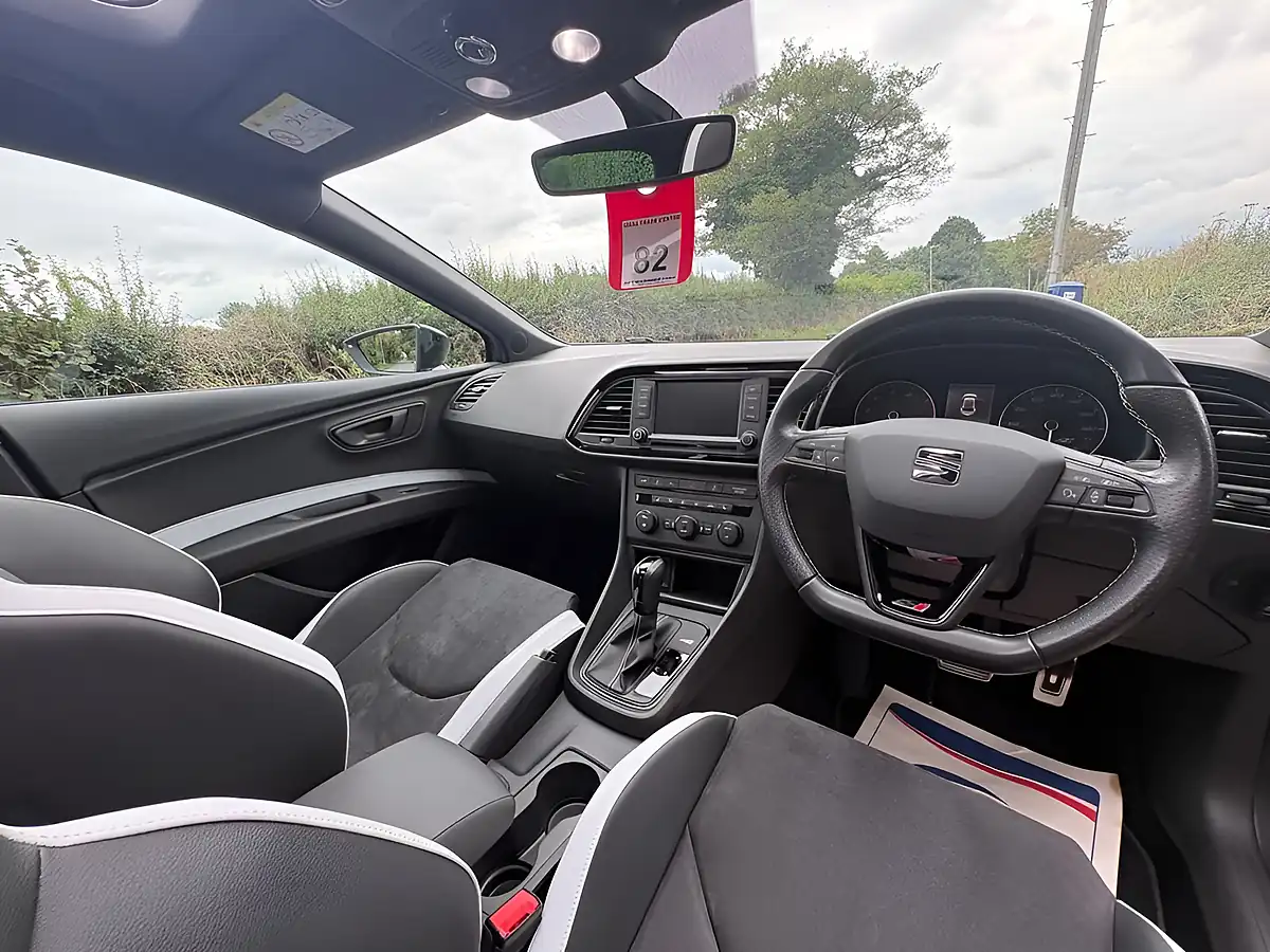 Used 2016 SEAT Leon Cupra 290 Black Grey - Interior and Exterior details 19
