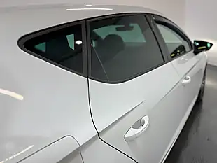 Used 2016 SEAT Leon Cupra 290 White - Interior and Exterior details 11