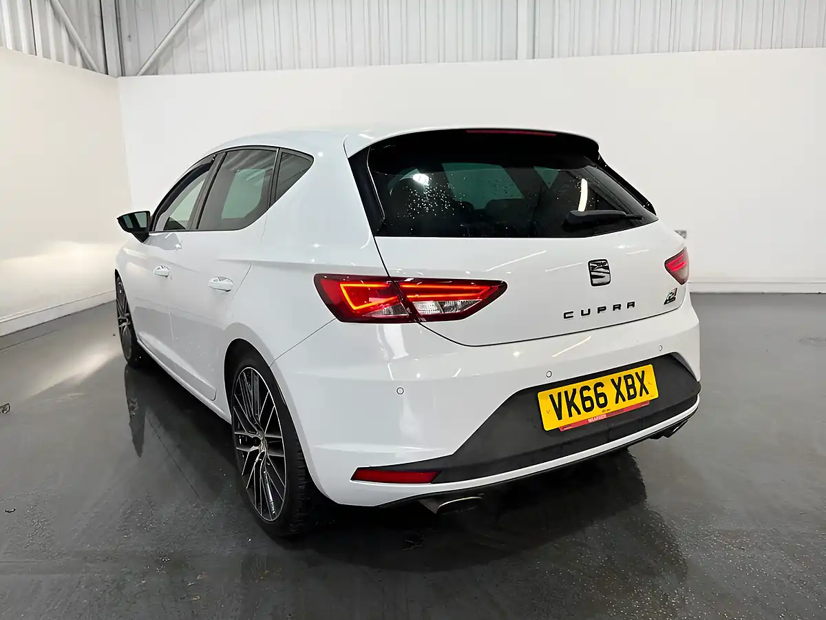 Used 2016 SEAT Leon Cupra 290 White - Interior and Exterior details 16