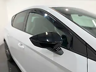 Used 2016 SEAT Leon Cupra 290 White - Interior and Exterior details 7