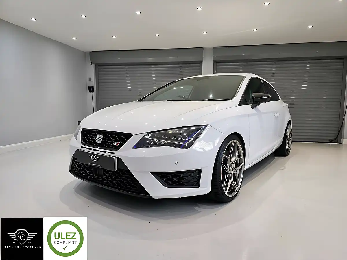 Used 2016 SEAT Leon Cupra White - Front View