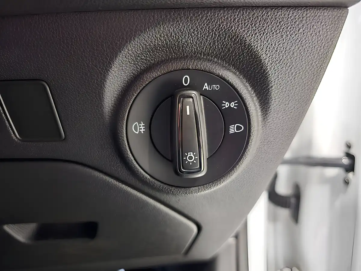 Used 2016 SEAT Leon Cupra White - Interior and Exterior details 14