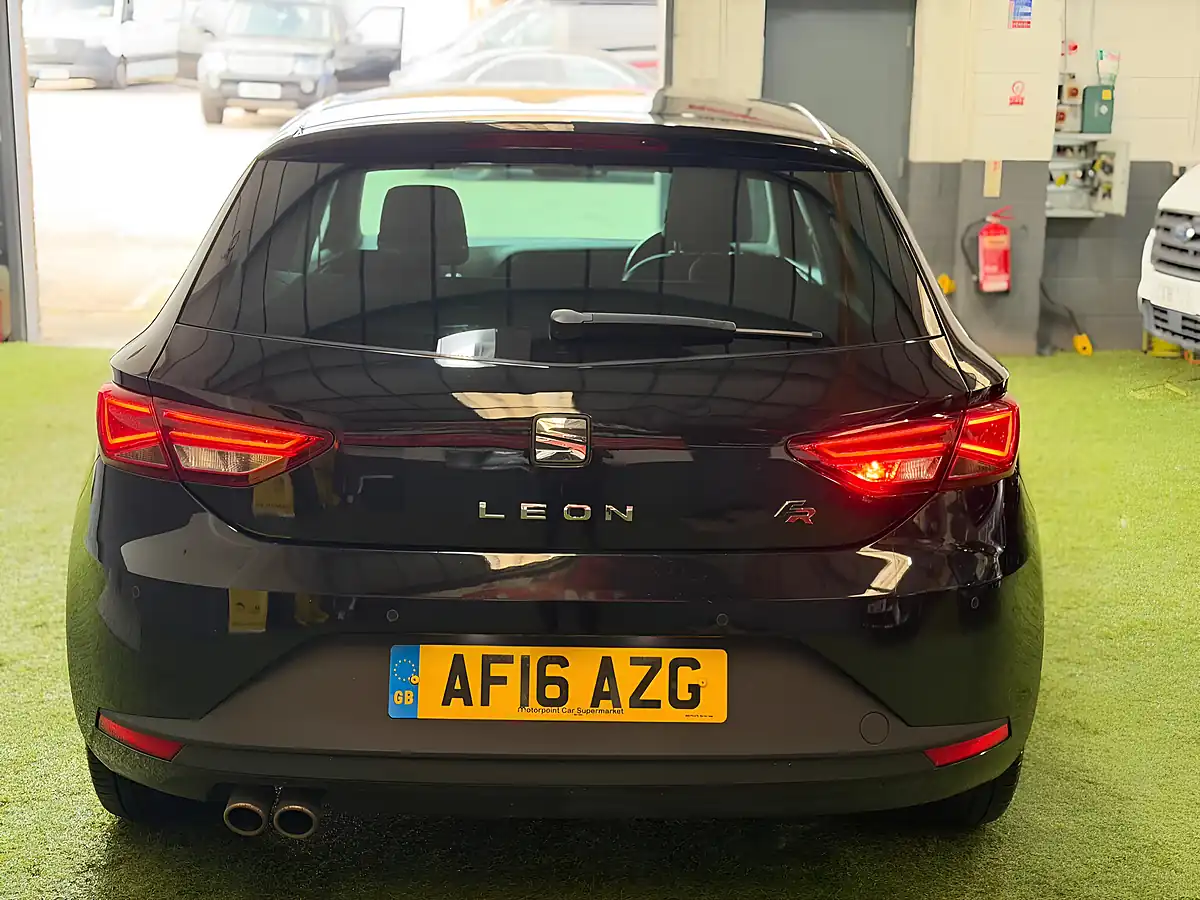 Used 2016 SEAT Leon Fr Black - Interior and Exterior details 4
