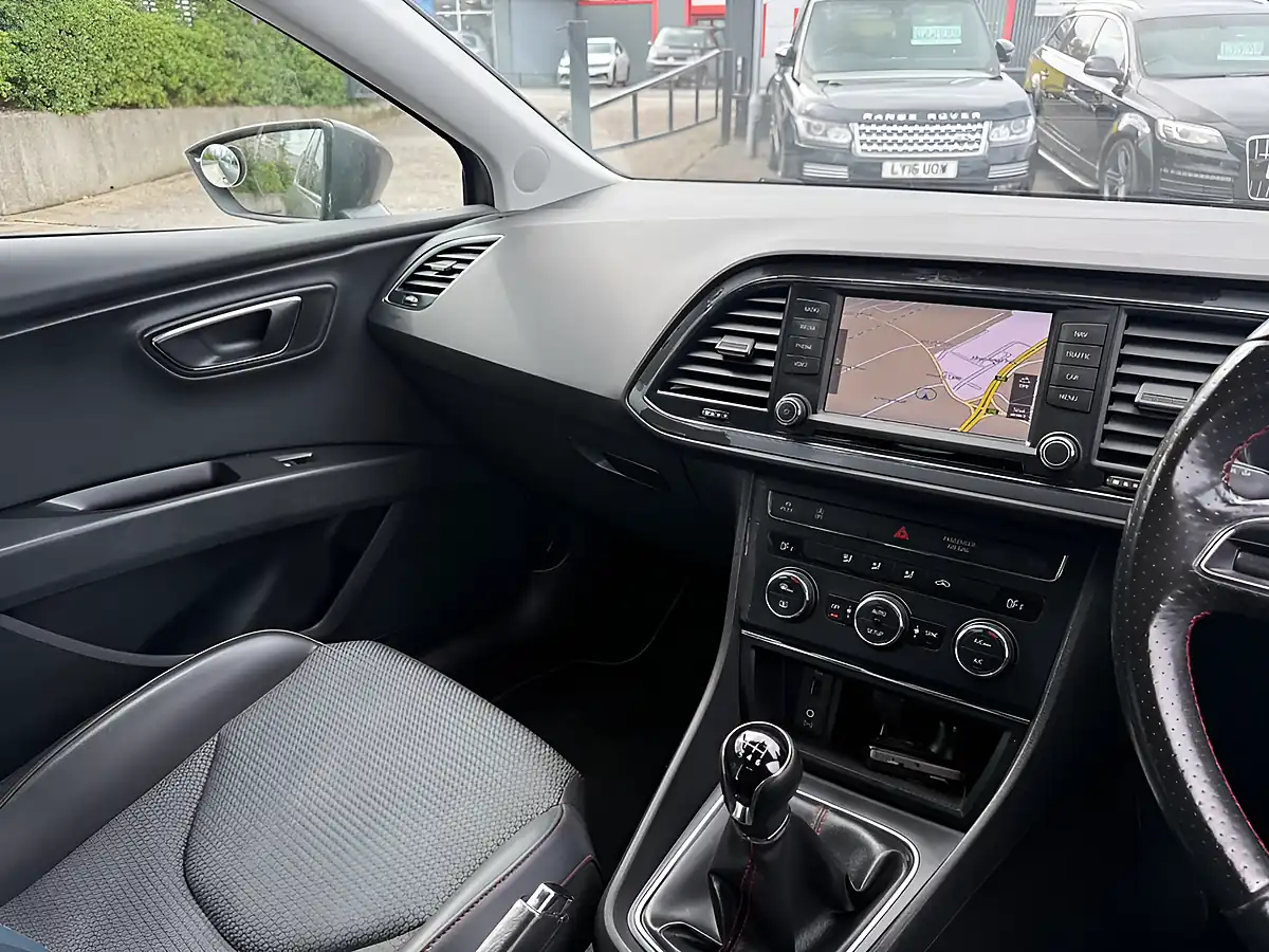 Used 2016 SEAT Leon Fr Grey - Interior and Exterior details 17
