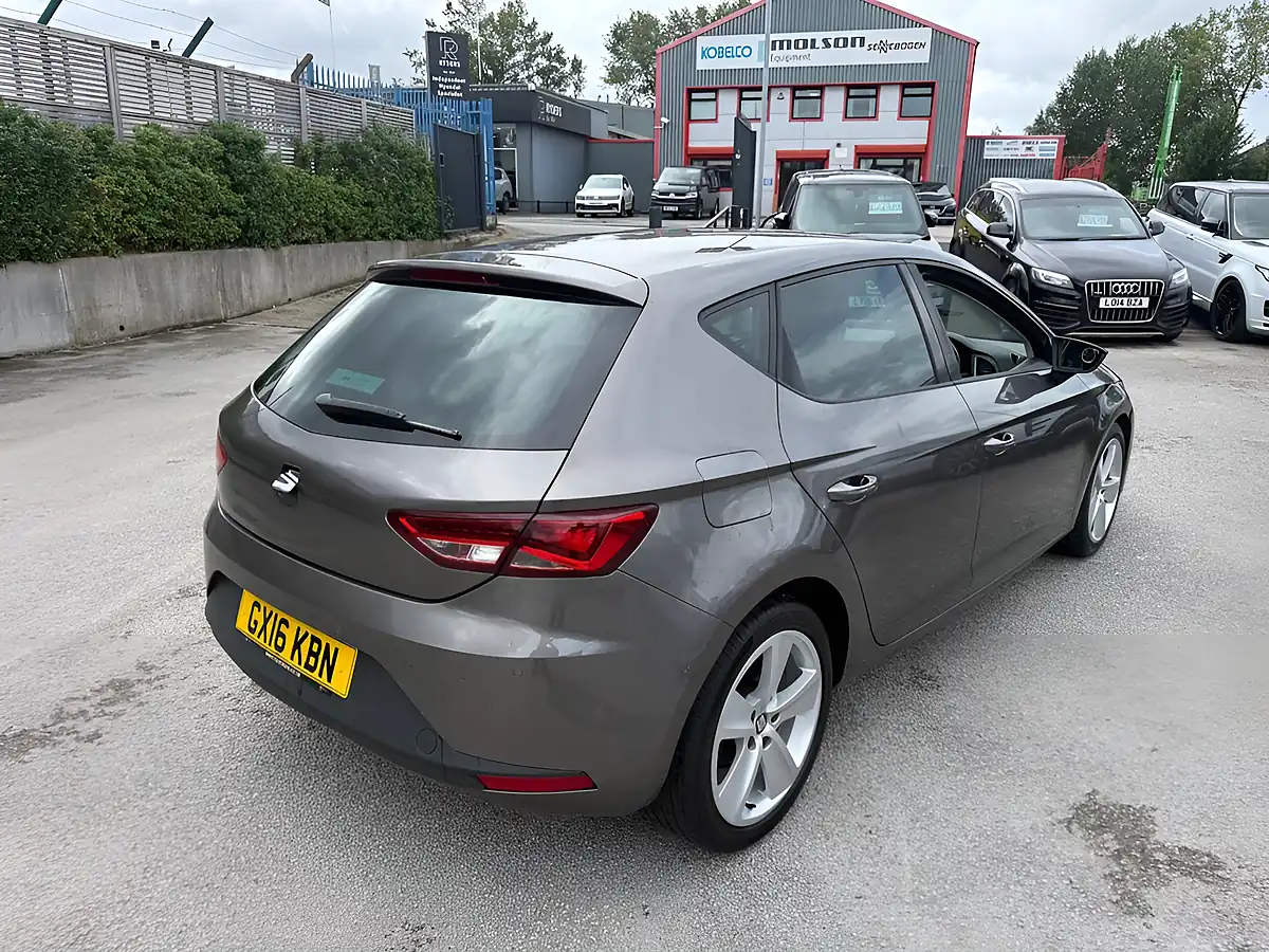 Used 2016 SEAT Leon Fr Grey - Interior and Exterior details 8