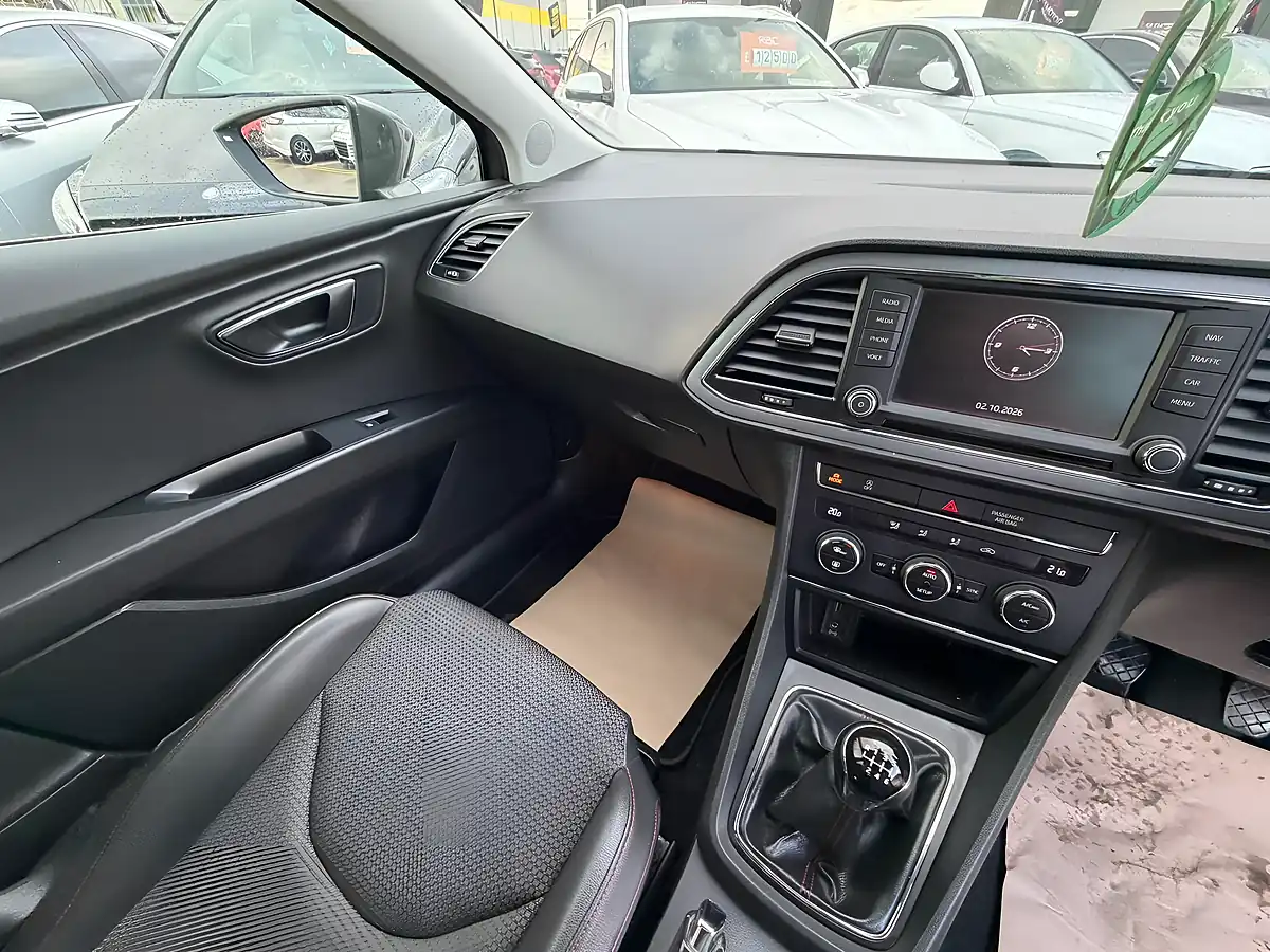 Used 2016 SEAT Leon Fr Grey - Interior and Exterior details 11