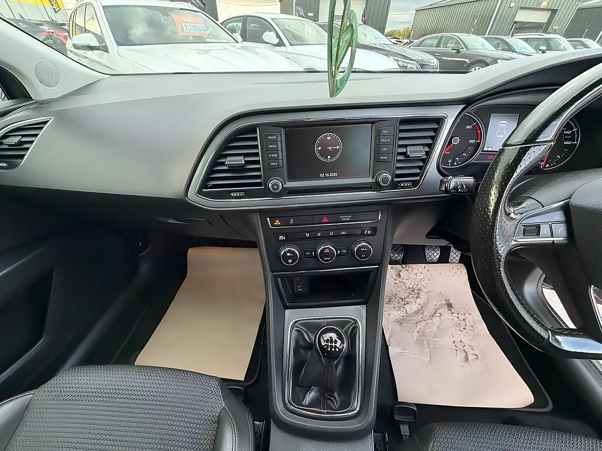 Used 2016 SEAT Leon Fr Grey - Interior and Exterior details 12