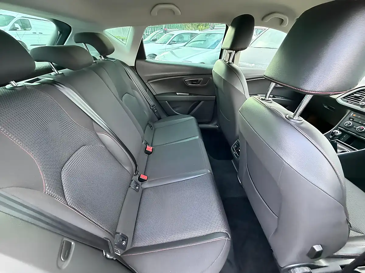 Used 2016 SEAT Leon Fr Grey - Interior and Exterior details 16