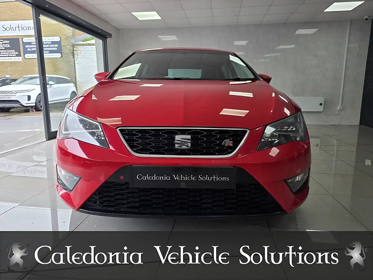 Used 2016 SEAT Leon Fr Red - Interior and Exterior details 13